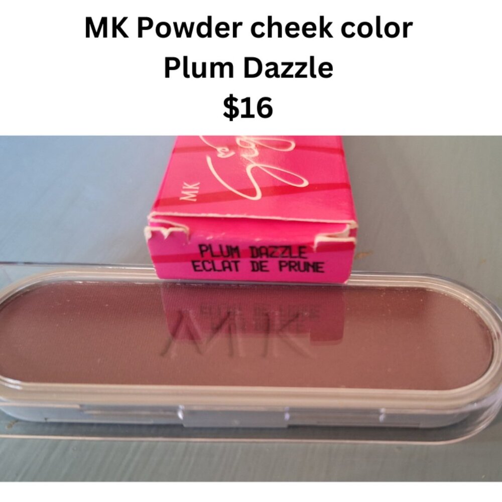 Mary Kay Signature/ Cheek color/ Plum Dazzle